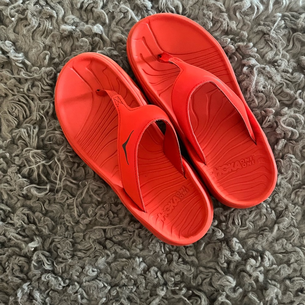 Hoka oneone Orca recovery flip flop 8
